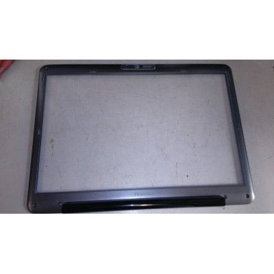 Toshiba satellite a300-1bu psaj4e-03n002it CORNICE LCD DISPLAY